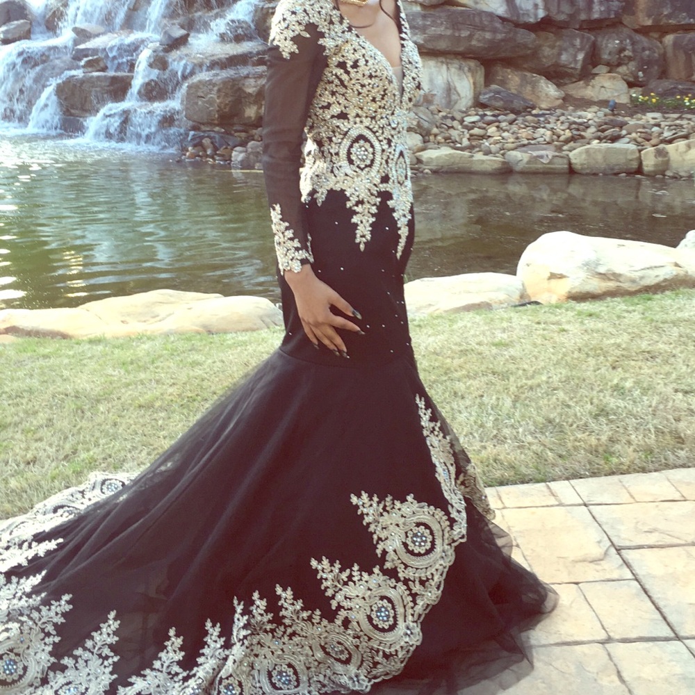 Black Long Sleeve Prom Dress